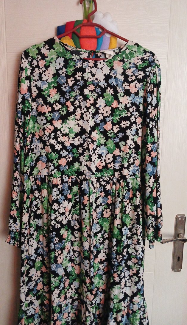 H&M çiçekli elbise - Görsel 2