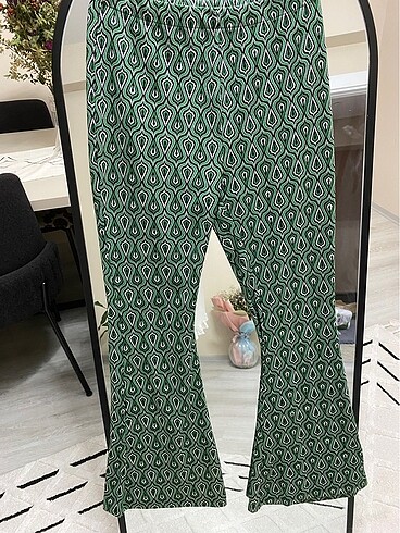 Desenli pantolon