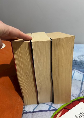 Stieg Larsson Millennium Serisi 3 Kitap - Görsel 3