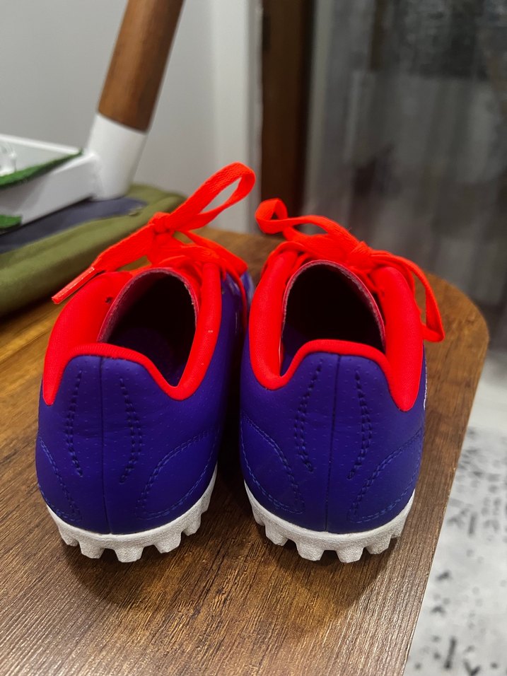 Mor Futbol Ayakkabısı, Cırt Cırtlı, Renkli Tasarım - Görsel 2