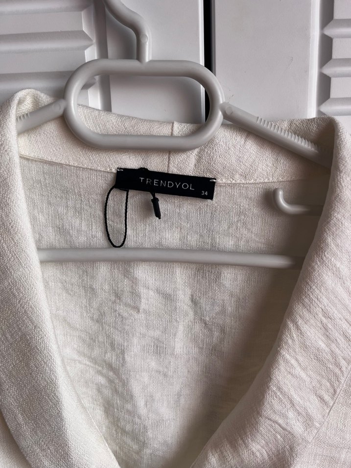 Düğmeli Keten Mini Beyaz Kadın Bluz - Görsel 2