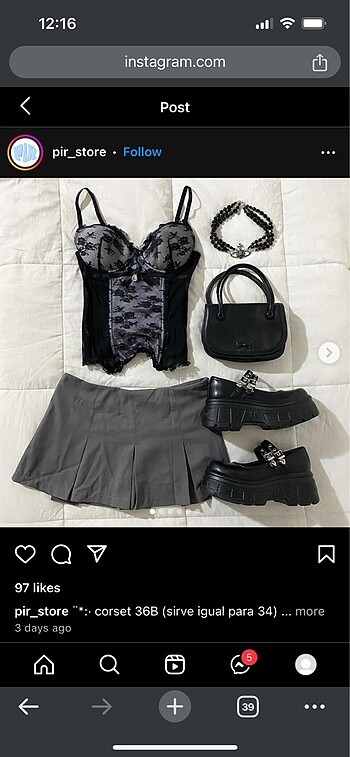 Dolgulu korse lolita