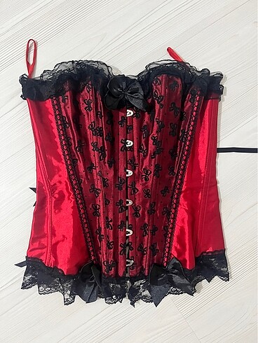 Y2k gotik korse