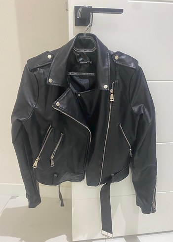 Siyah Deri Kemerli Biker Ceket marka temsili - Görsel 4