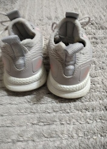 21 Beden gri Renk Adidas ayakkabı