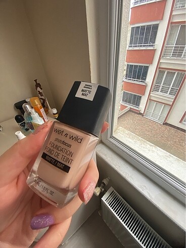  Beden Wet n wild fondöten