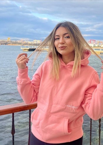 Pembe Kapüşonlu CK Kadın Sweatshirt