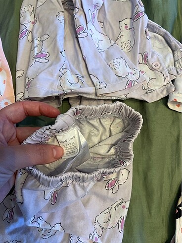 9 Ay Beden çeşitli Renk Kız bebek pijama takımı
