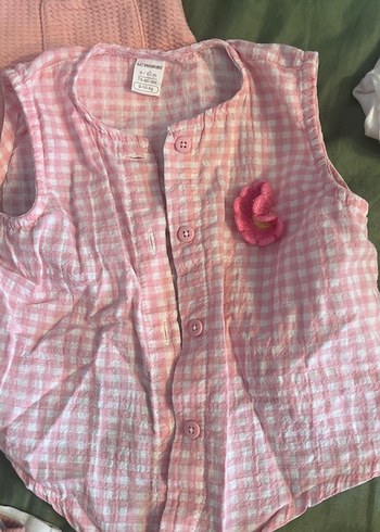 Kız Çocuk Düğmeli Pembe Kolsuz gömlek