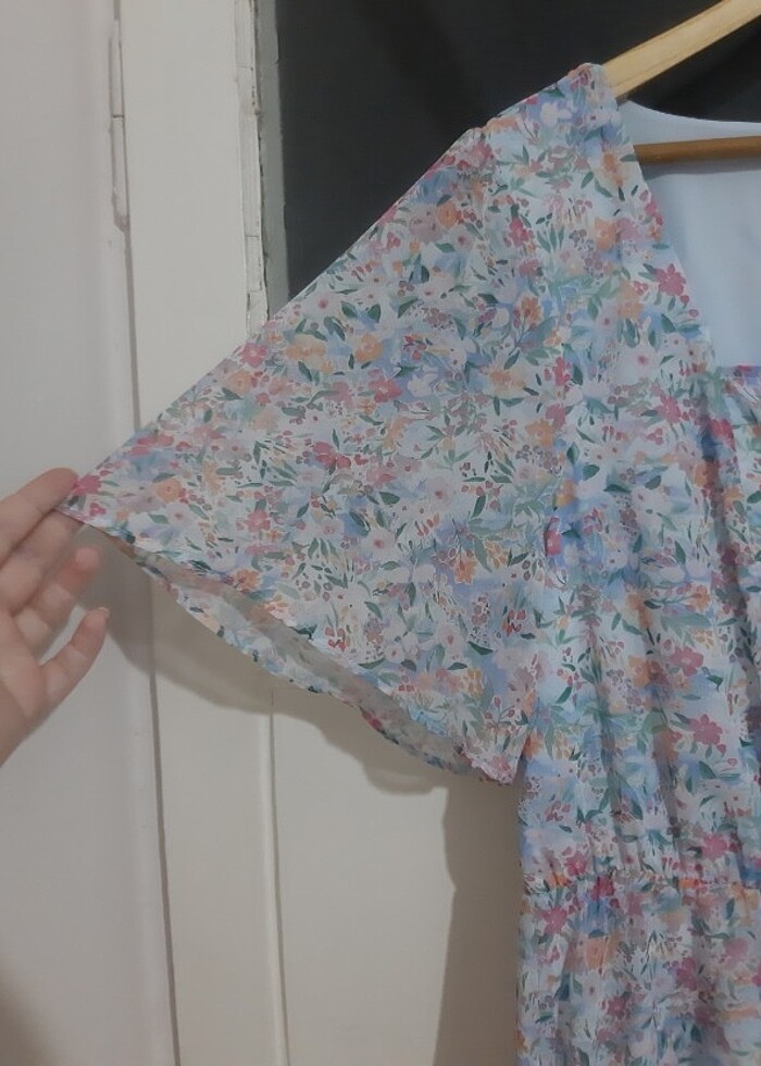 kare yaka bebe mavi cicekli elbise - Görsel 3