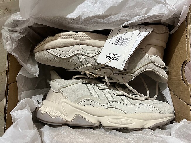 Adidas Ozweego