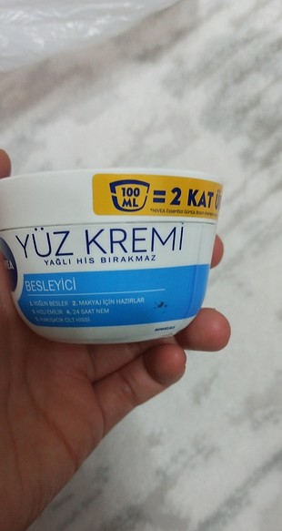 Nıvea besleyici yüz kremi