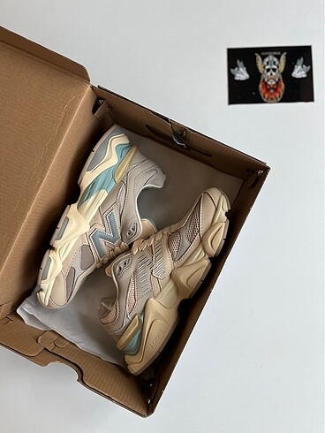 36 Beden New Balance 9060