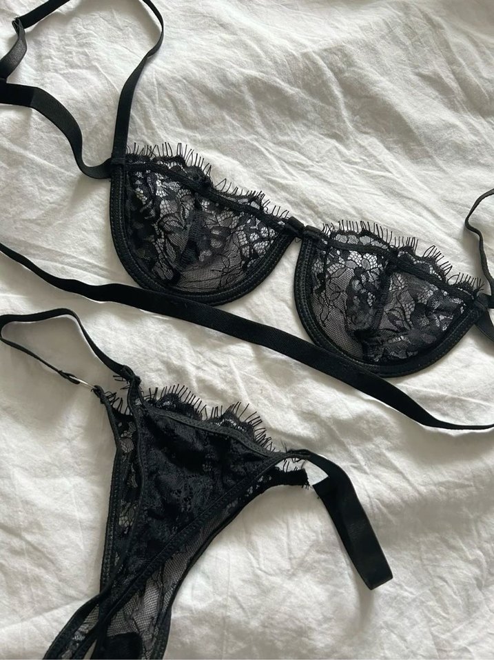 85B Balenli İşlemeli Siyah Mini Goth Sütyen - Görsel 2