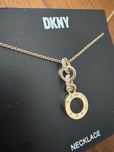 Dkny kolye