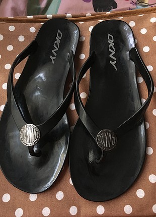 Dkny terlik