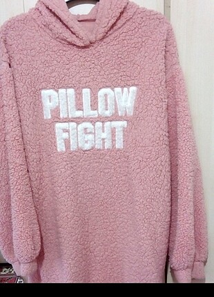Pembe peluş 