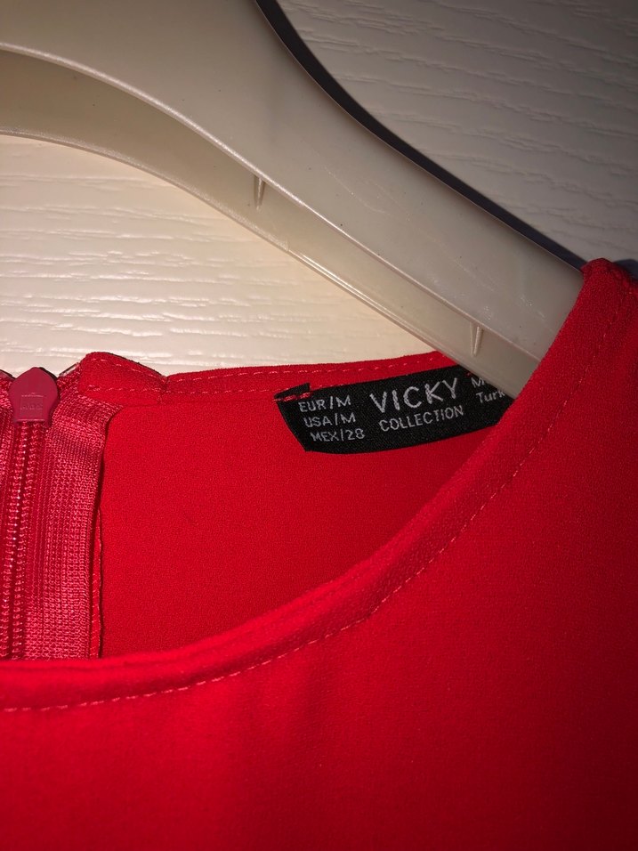 Kısa Kollu Kırmızı Pliseli Mini Kadın elbise - Görsel 3