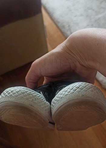 24 Beden Erkek Çocuk Converse Cırt Cırtlı Spor Ayakkabı