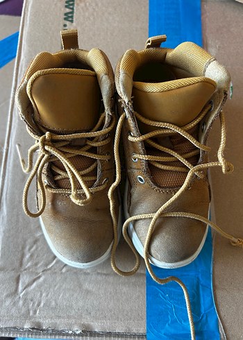 25 Beden Çocuk timberland 25 numara