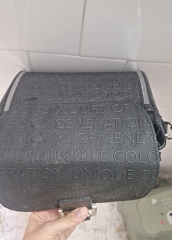  Beden Zincir Detaylı Siyah Deri Gotik Kadın Çanta