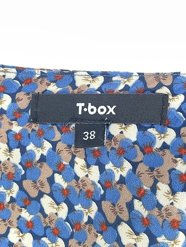 38 Beden çeşitli Renk T-box Bluz %70 İndirimli.