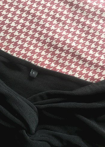 l Beden Siyah Pilili Straplez Gotik Büstiyer
