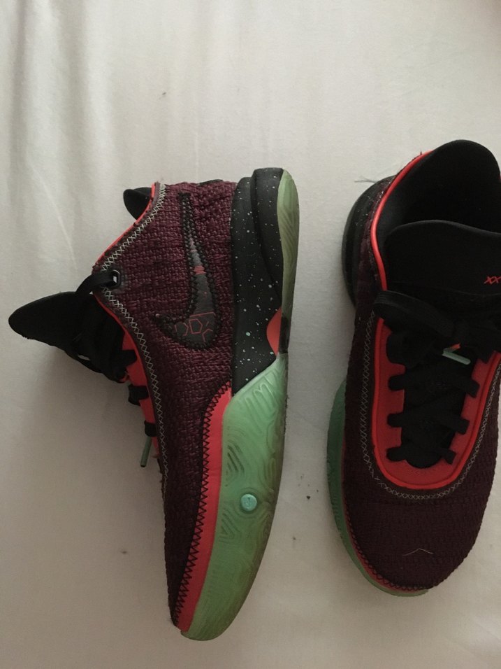 Nike Lebron Xx Se (Gs) Kırmızı Spor Ayakkabı - Görsel 2