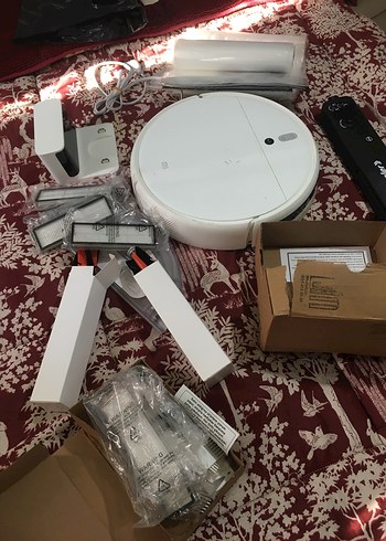 Xiaomi Beyaz ve Gri Robot Süpürge - Görsel 2