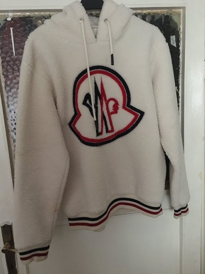 Moncler Büyük Logolu Beyaz Kapüşonlu Sweatshirt - Görsel 3