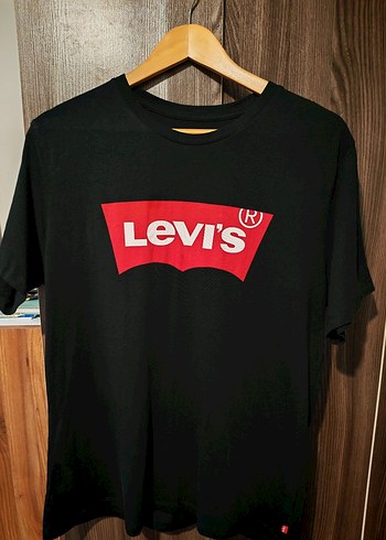 Levis Levi S Siyah Kirmizi Logo Tisort