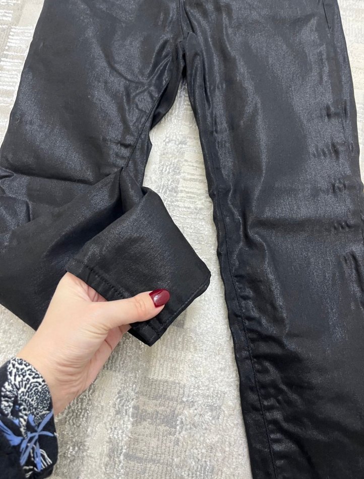 Siyah Fermuarlı pantolon - Görsel 2