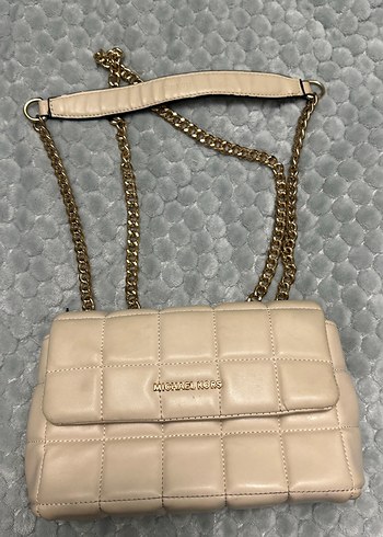 Michael Kors Ekru Kapitone Omuz Cantasi