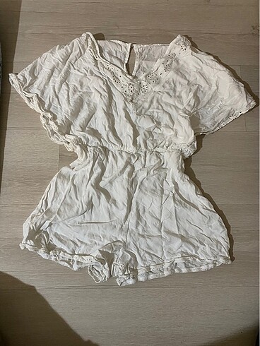 Urban Outfitters tulumm