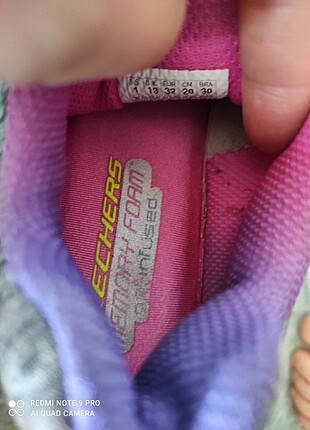 32 Beden Skechers kız ayakkabı
