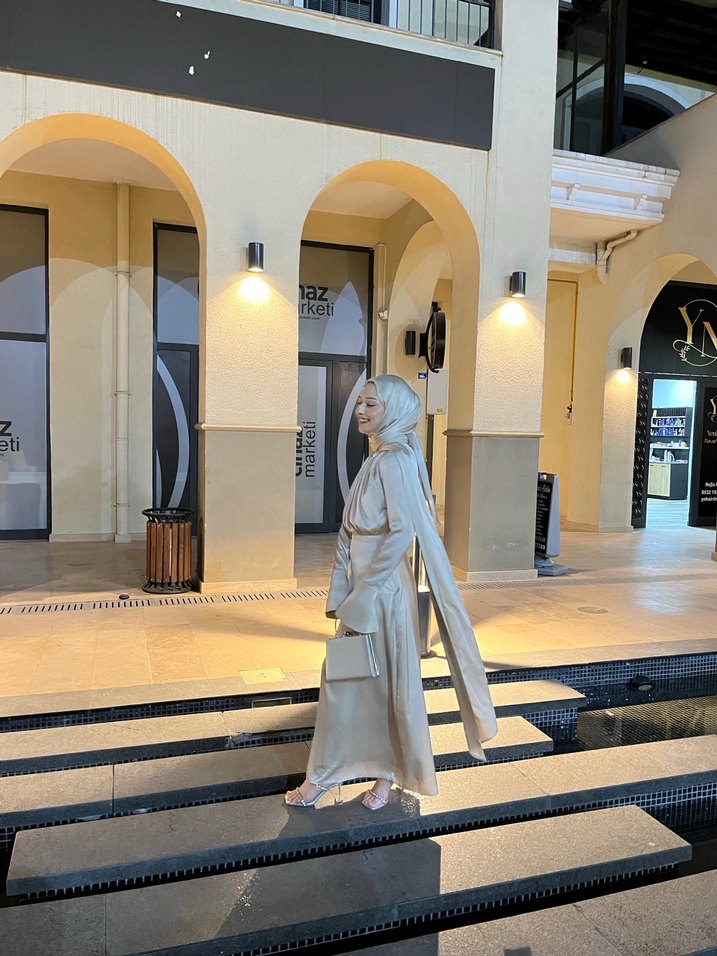 Uzun Kol Drapeli Bej Kadın Elbise - Görsel 4