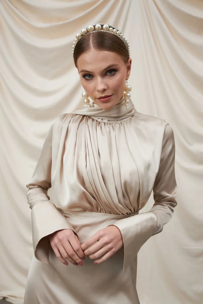 Uzun Kol Drapeli Bej Kadın Elbise - Görsel 2