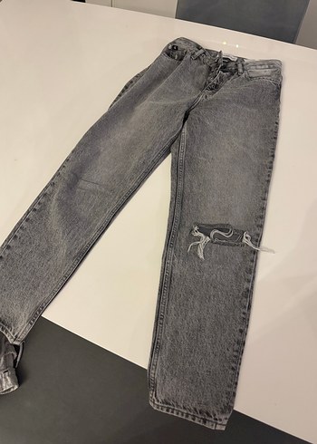 Calvin Klein Gri Düğmeli Kadın Bol Kesim Jean