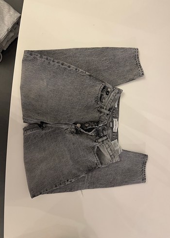 Gri Düğmeli Kadın Bol Kesim Jean