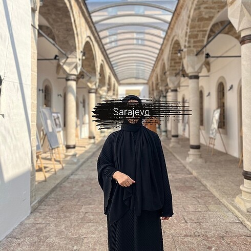 Pileli Ferace abaya elbise