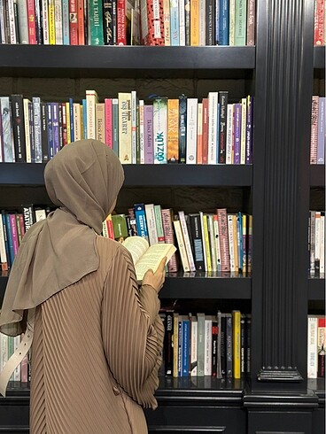 42 Beden camel Renk Pilideki Ferace abaya elbise