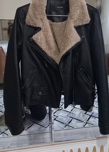 Stradivarius Bazı yerler çekimde parladı sorunu yok