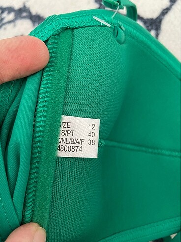 38 Beden Bikini üstü