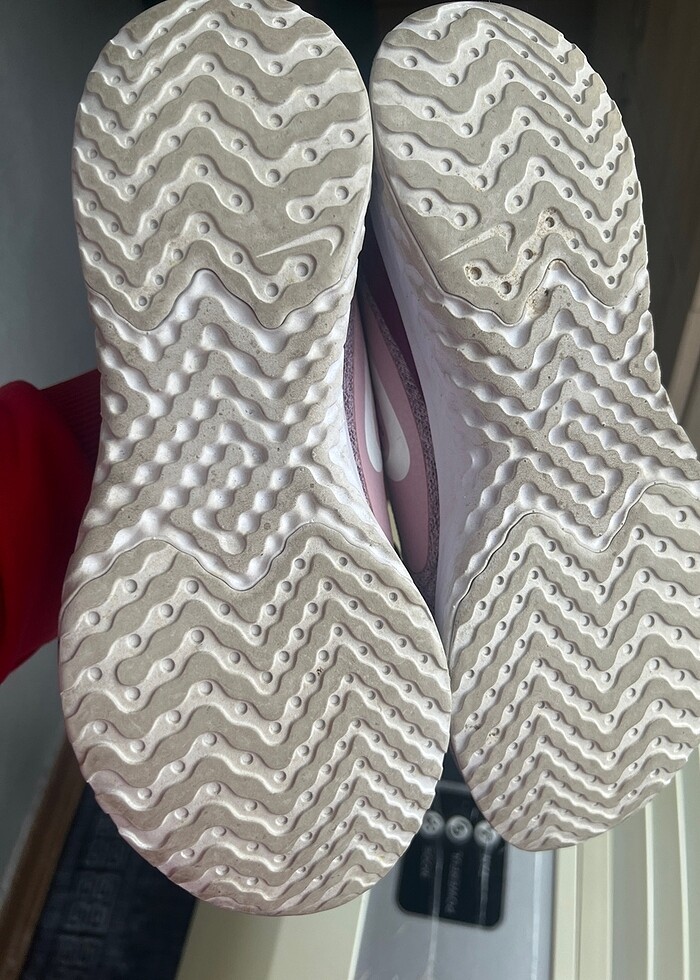 Nike spor ayakkabı - Görsel 4