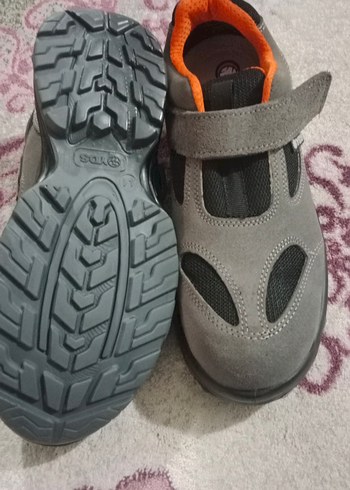 Gri Kaydırmaz Cırtlı iş ayakkabısı - Görsel 2