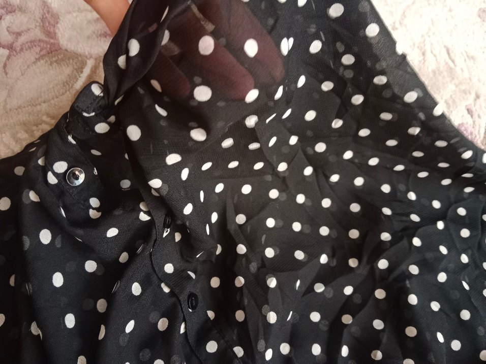 Puantiyeli Siyah Bluz - Görsel 3