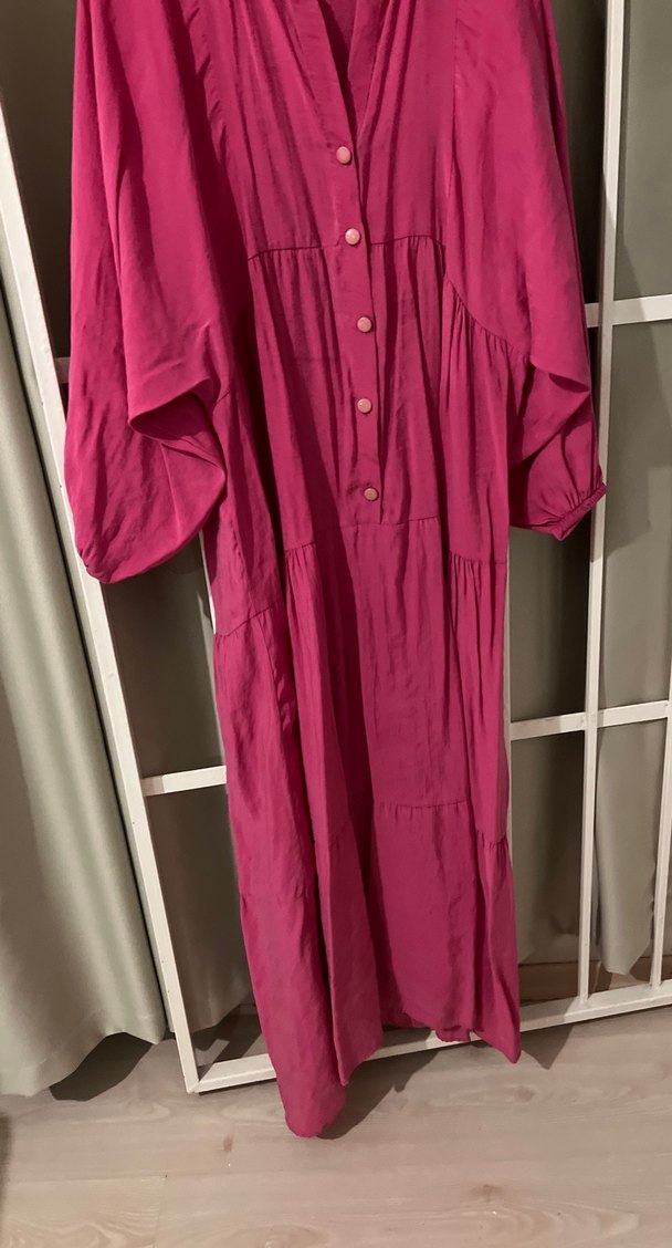 Düğmeli Uzun Keten Elbise - Bohem Stil - Görsel 3