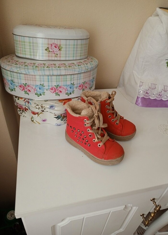 Kız çocuk bot - Görsel 3