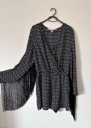 Püsküllü Siyah Kadın Tulum - Görsel 7