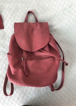 Pull and Bear Bordo sırt çantası
